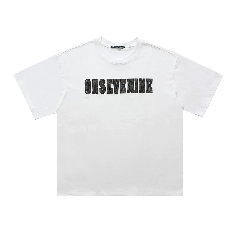ONSEVENINE Snakeskin-Applique Lettered Black Tee